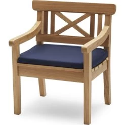 Skagerak Drachmann Chair Cushion -Skagerak Store 1960803 20Drachmann 20Teak 20Chair 20Cushion 20Marine 20 20Copy