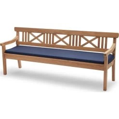 Skagerak Drachmann Cushion | 200 -Skagerak Store 1960815 20Drachmann 20Teak 20Bench 20200 20Cushion 20Marine 20 20Copy 1