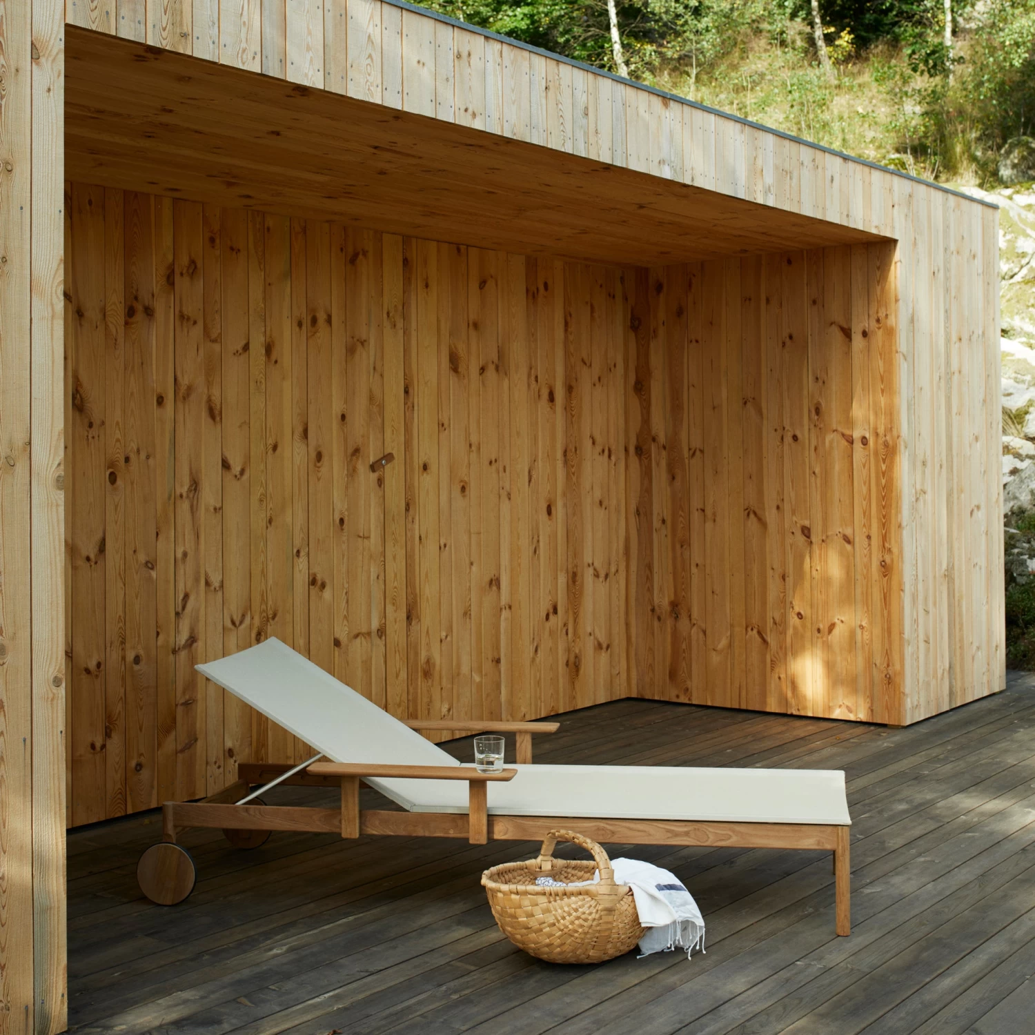 Pelagus Sunbed By Skagerak 6 Pelagus Sunbed By Skagerak - Image 4