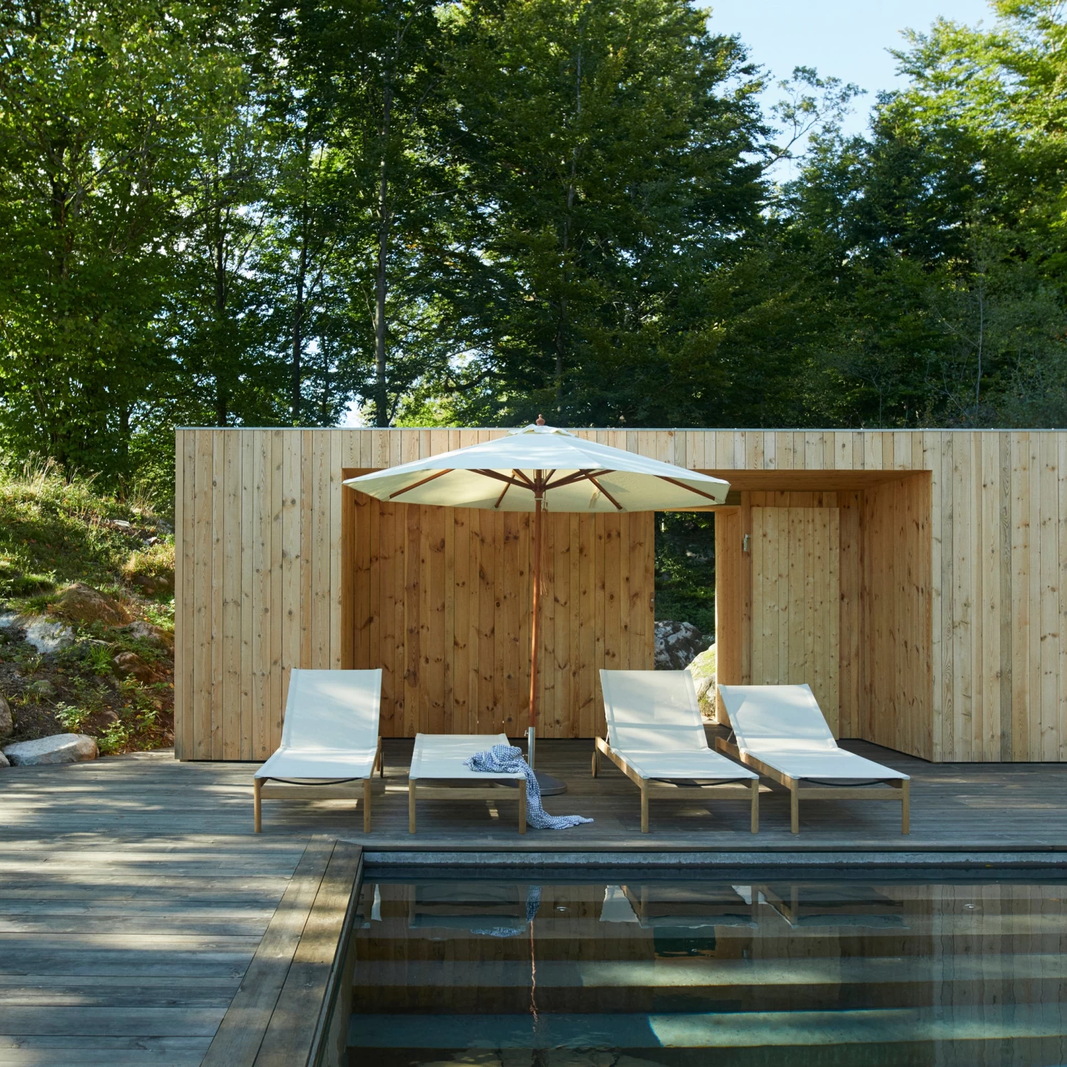 Pelagus Sunbed By Skagerak 4 Pelagus Sunbed By Skagerak - Image 2